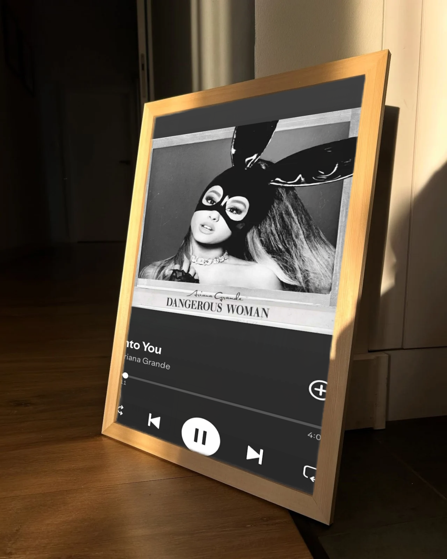 Ariana Grande - Into You Plakat